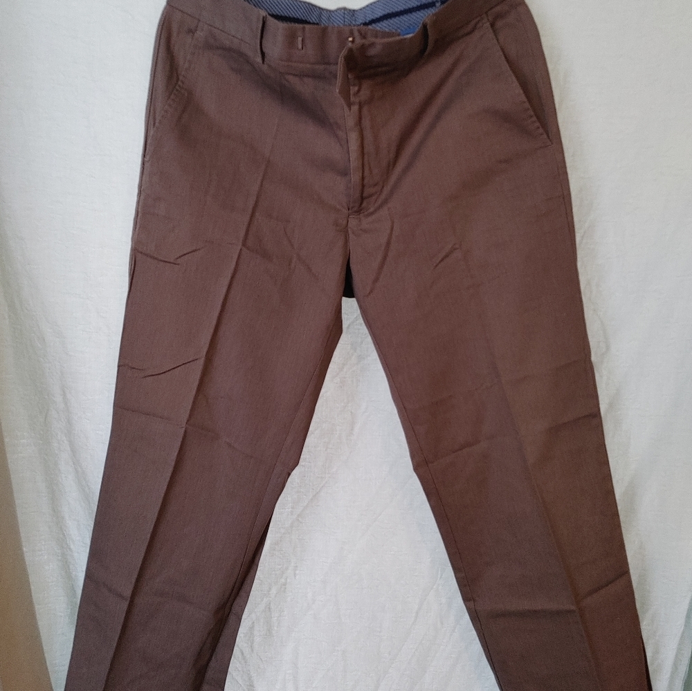 GAP Men's Brown Straight Fit Bootcut Dress Pants  33x30